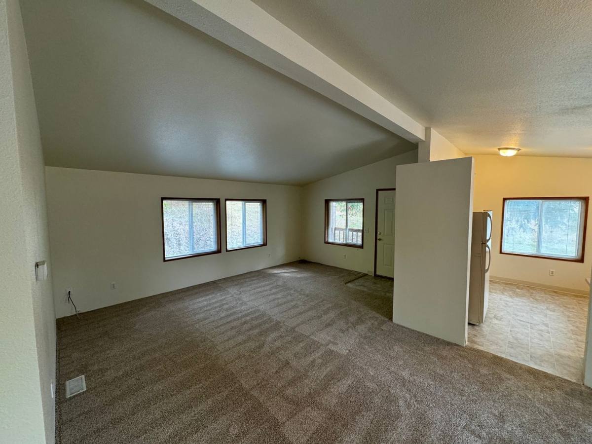 House for rent at 37997 Soap Creek Rd, Corvallis, OR 97330