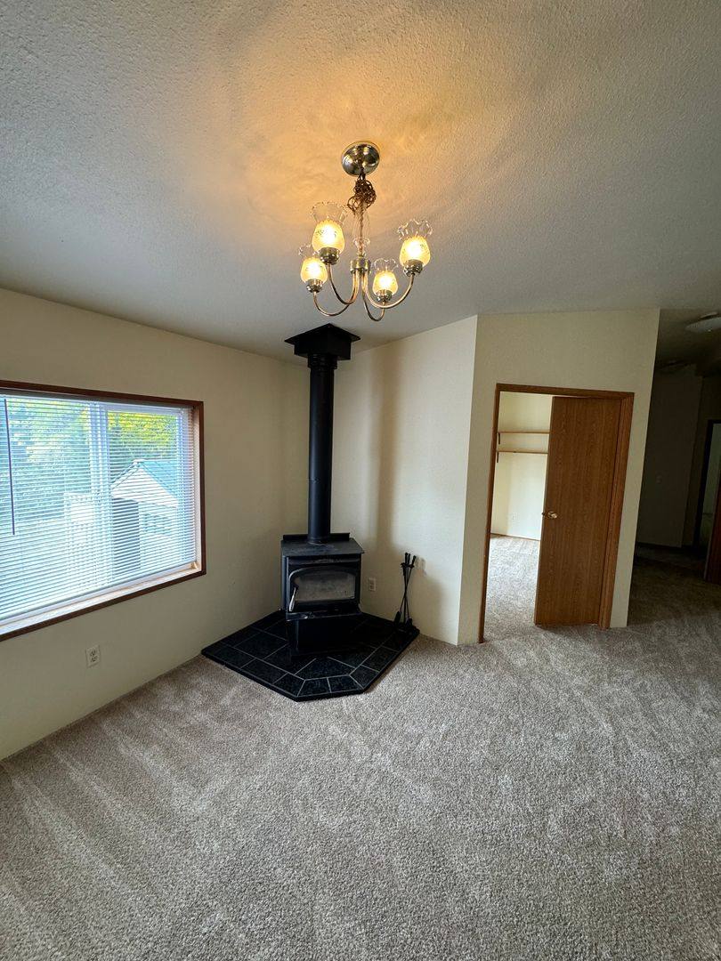 House for rent at 37997 Soap Creek Rd, Corvallis, OR 97330