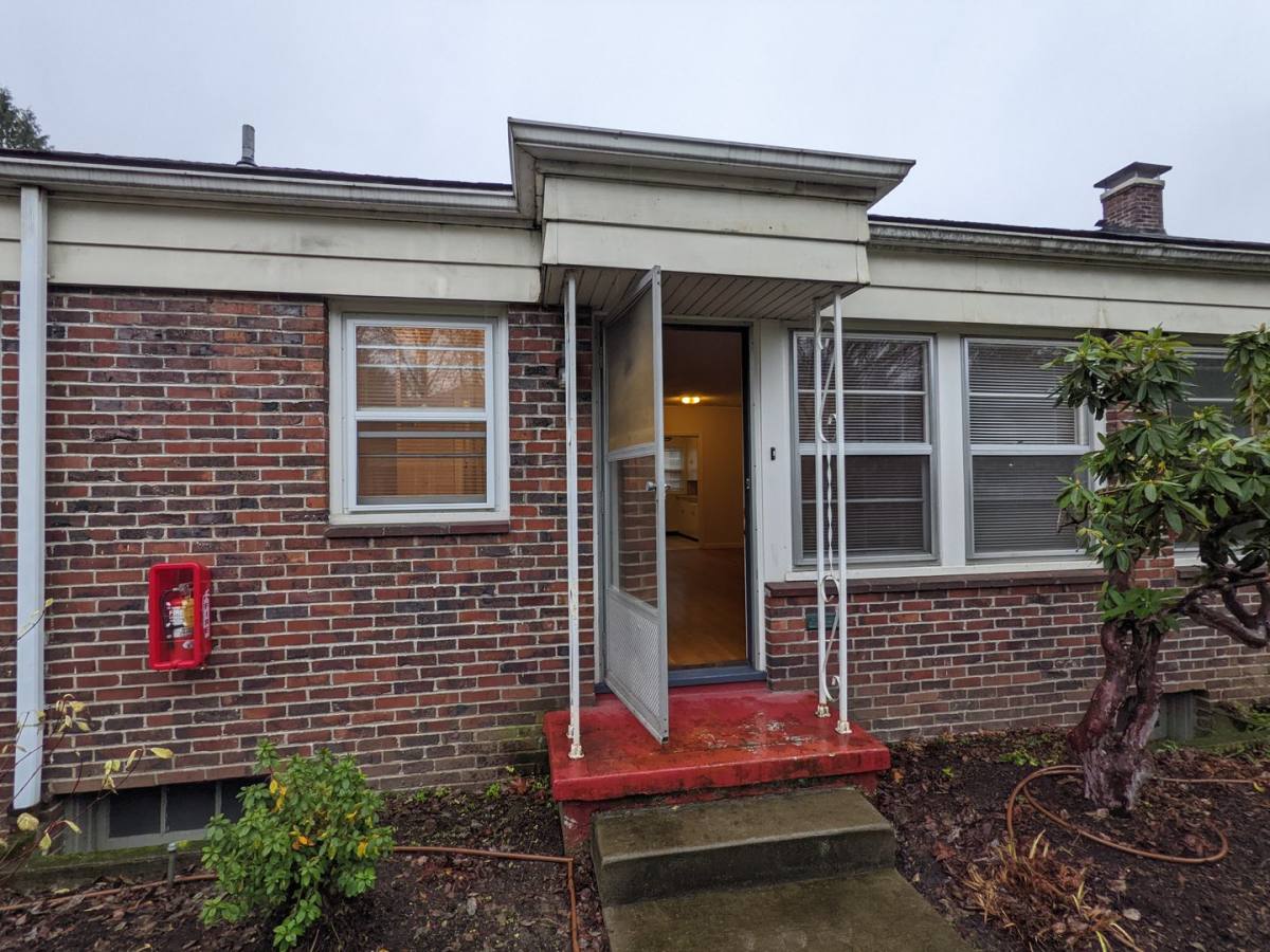 Apartment for rent at 610 SE Cesar E Chavez Blvd, Portland, OR 97214