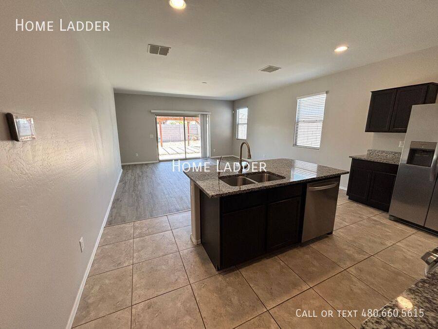 House for rent at 10453 E Cliffrose Lane, Florence, AZ 85132