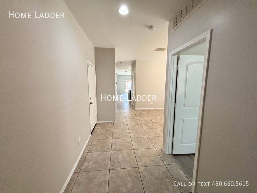 House for rent at 10453 E Cliffrose Lane, Florence, AZ 85132