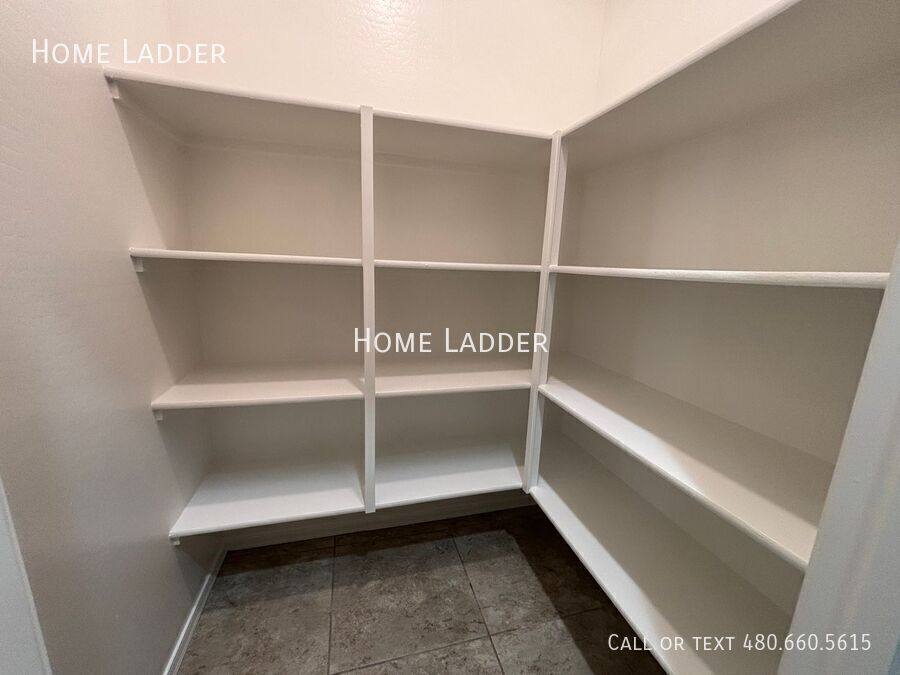House for rent at 10453 E Cliffrose Lane, Florence, AZ 85132