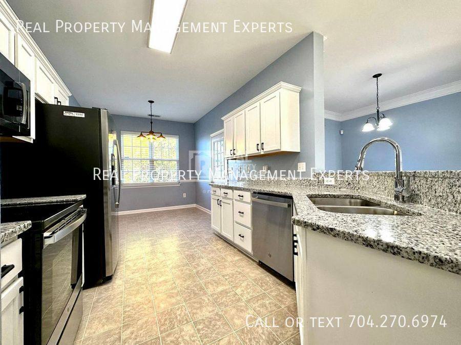 House for rent at 8815 Firestreak Dr, Charlotte, NC 28216