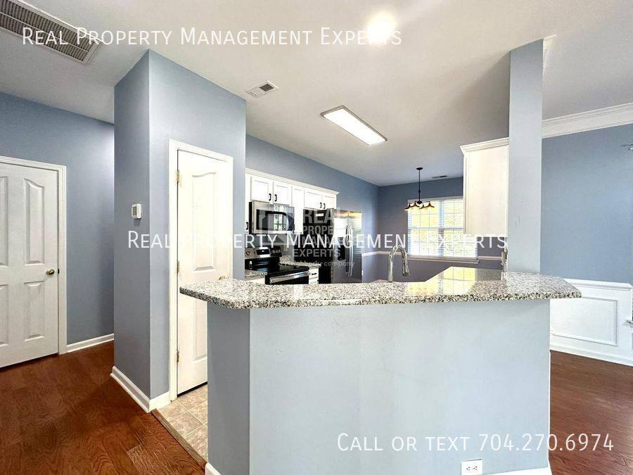 House for rent at 8815 Firestreak Dr, Charlotte, NC 28216