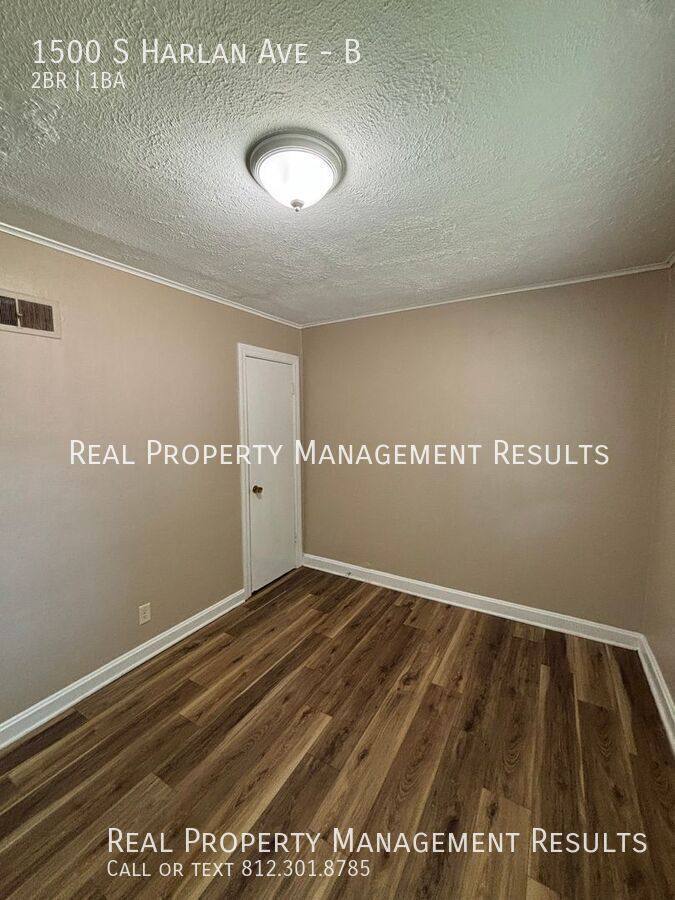 Apartment for rent at 1500 S Harlan Ave #B, Evansville, IN 47714