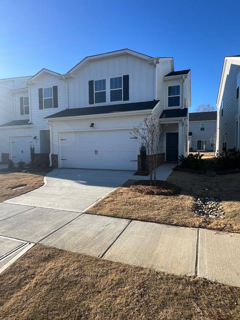 House for rent at 1725 Braemar Village Dr, Monroe, NC 28110