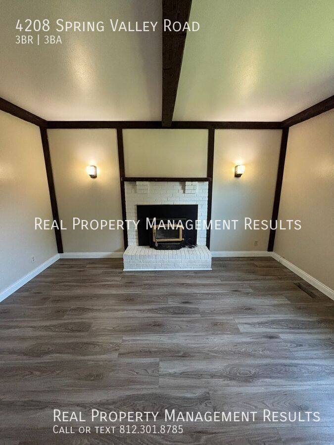 House for rent at 4208 Spring Valley Rd, Evansville, IN 47715