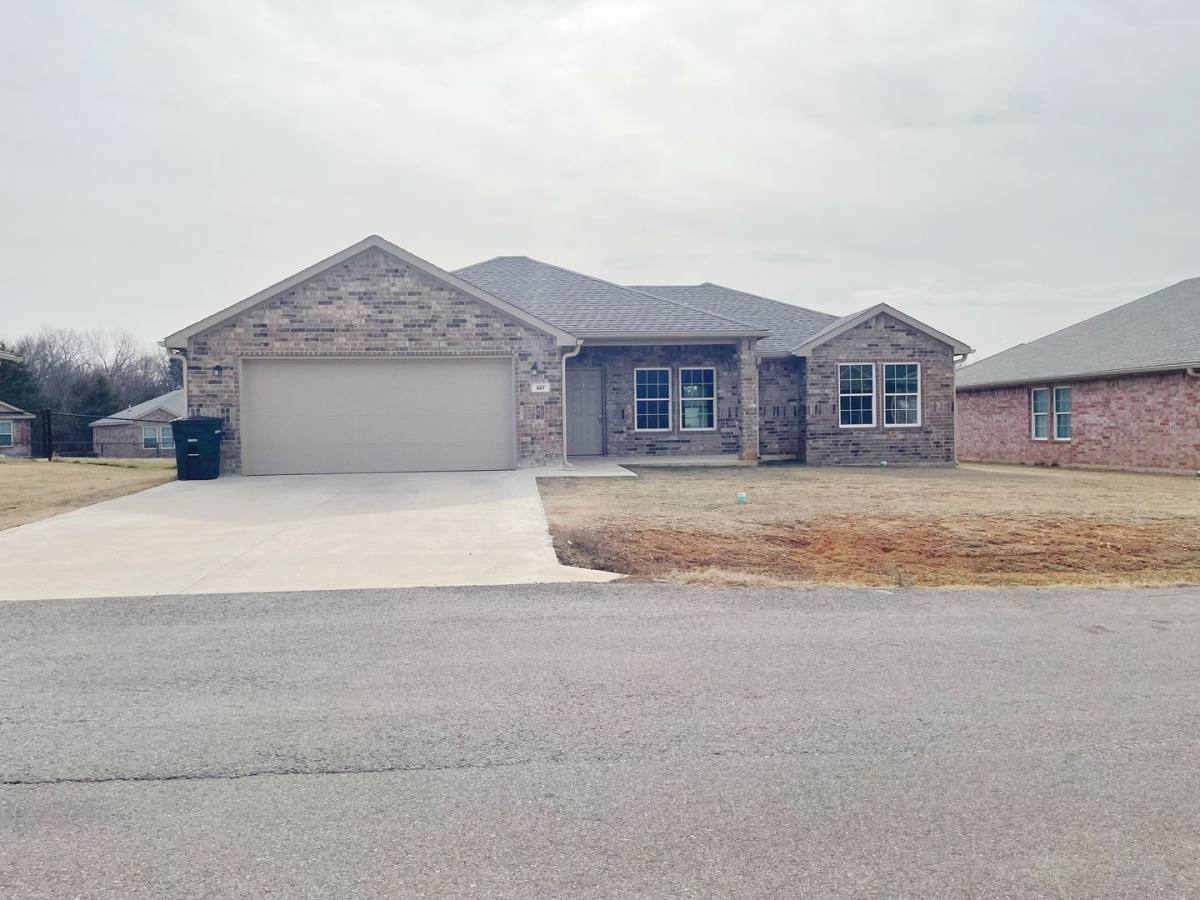 House for rent at 713 Horse Run, Calera, OK 74730