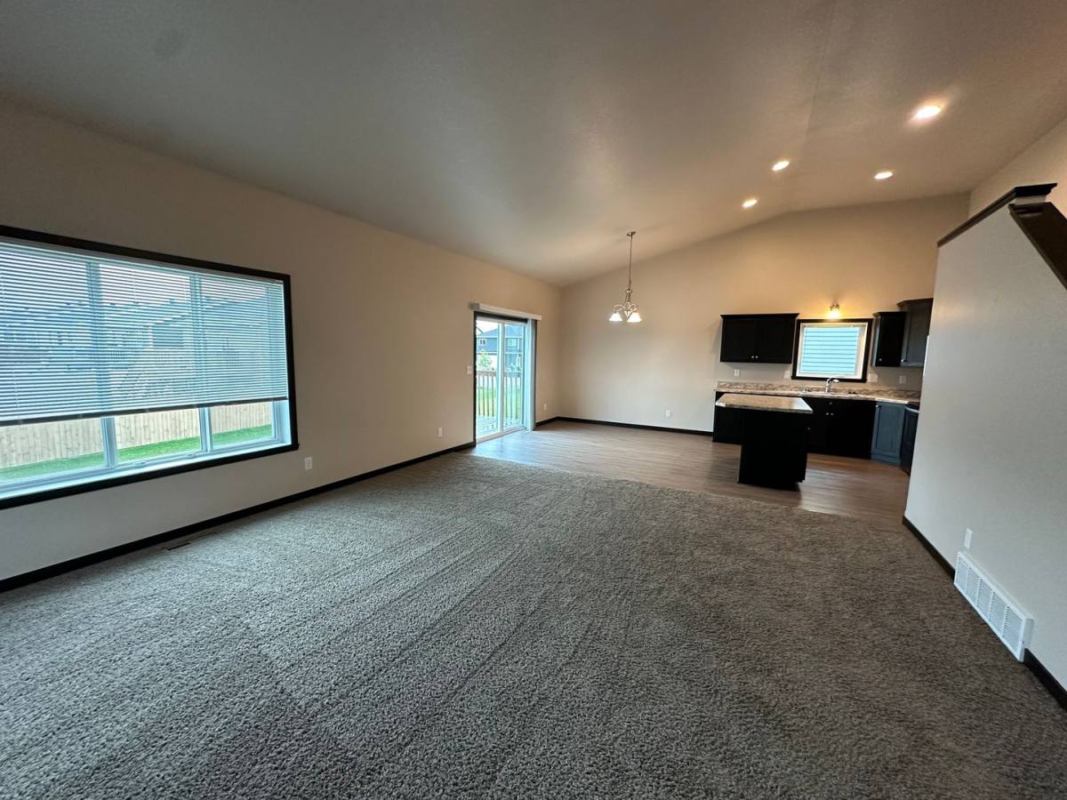House for rent at 3017 33rd Ave S, Moorhead, MN 56560