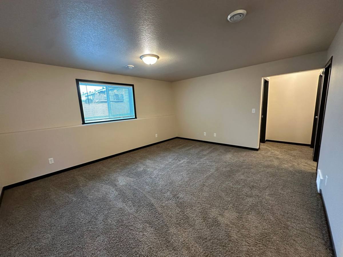 House for rent at 3017 33rd Ave S, Moorhead, MN 56560