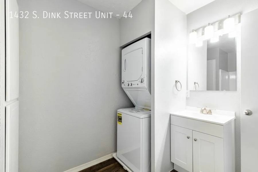 Apartment for rent at 1432 S Dink St #44, Mabank, TX 75147