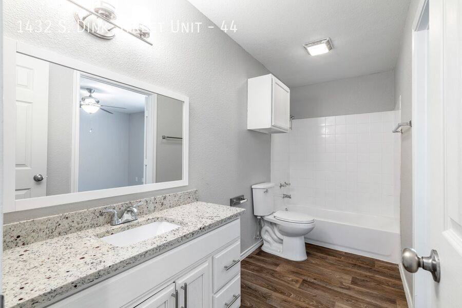 Apartment for rent at 1432 S Dink St #44, Mabank, TX 75147