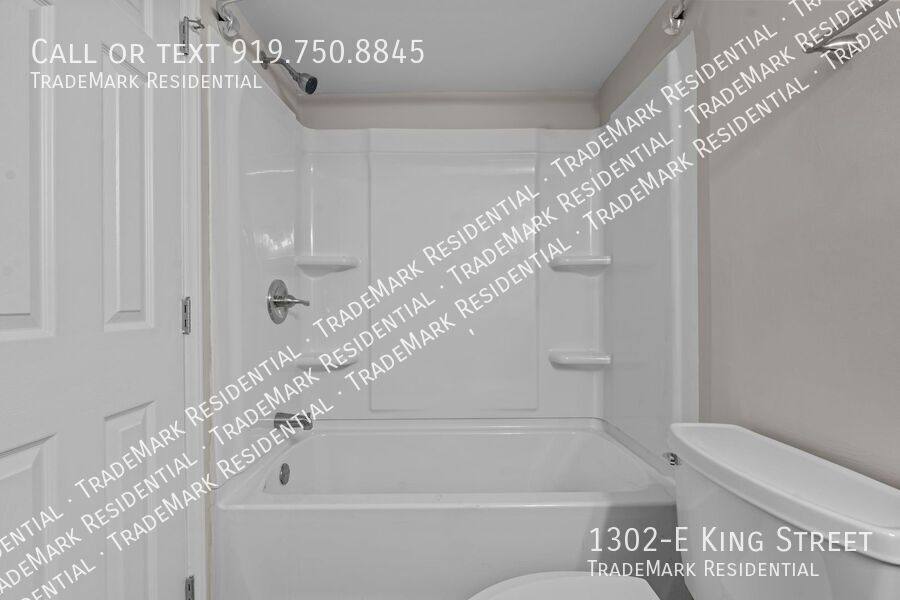 Apartment for rent at 1302-E King St, Spring Lake, NC 28390
