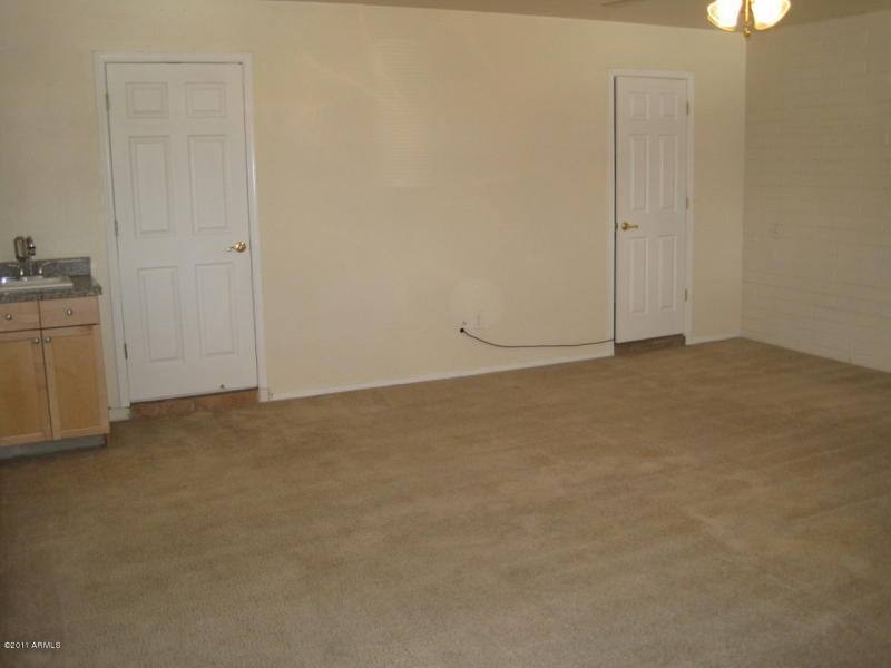 House for rent at 718 E Manhatton Dr, Tempe, AZ 85282