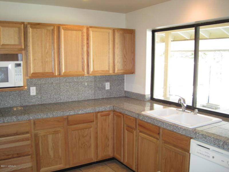 House for rent at 718 E Manhatton Dr, Tempe, AZ 85282