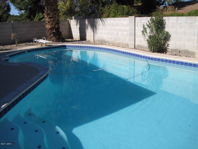 House for rent at 718 E Manhatton Dr, Tempe, AZ 85282