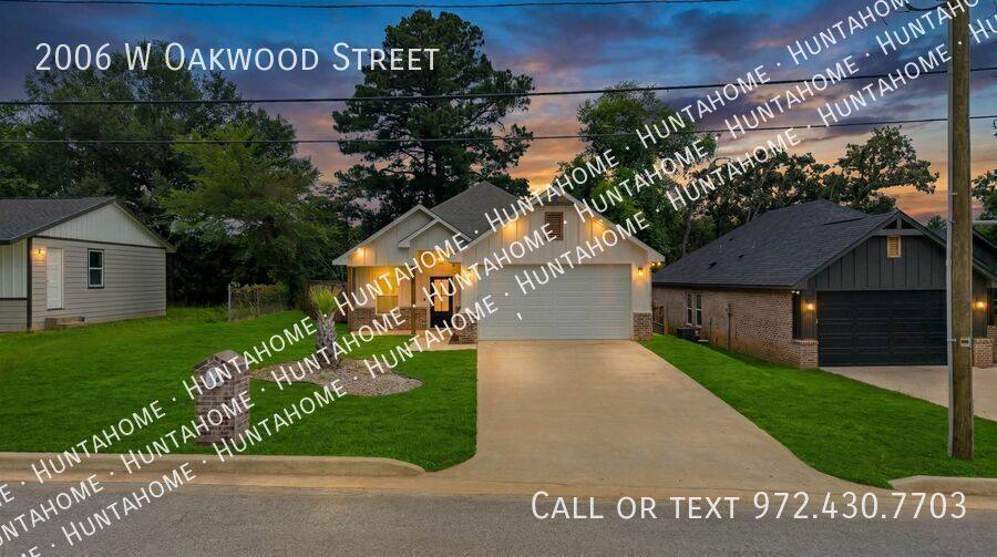 House for rent at 2006 W Oakwood St, Tyler, TX 75702