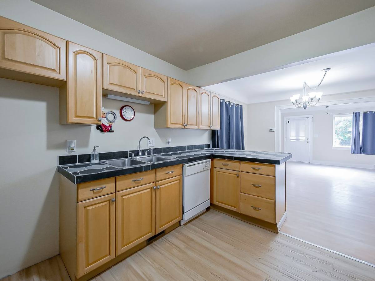 House for rent at 358 S Marshall St, Pontiac, MI 48342