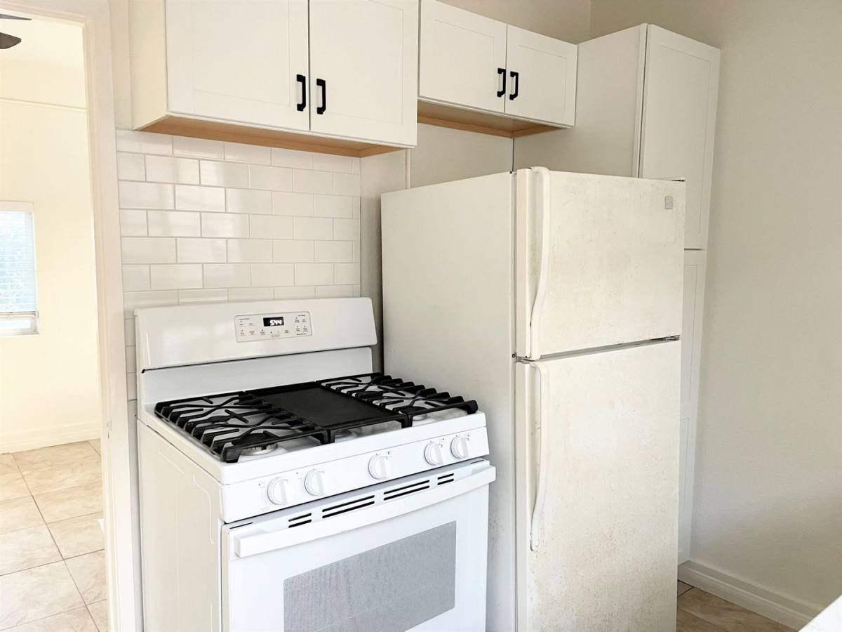 Apartment for rent at 400 Civic Center Dr, Oceanside, CA 92054