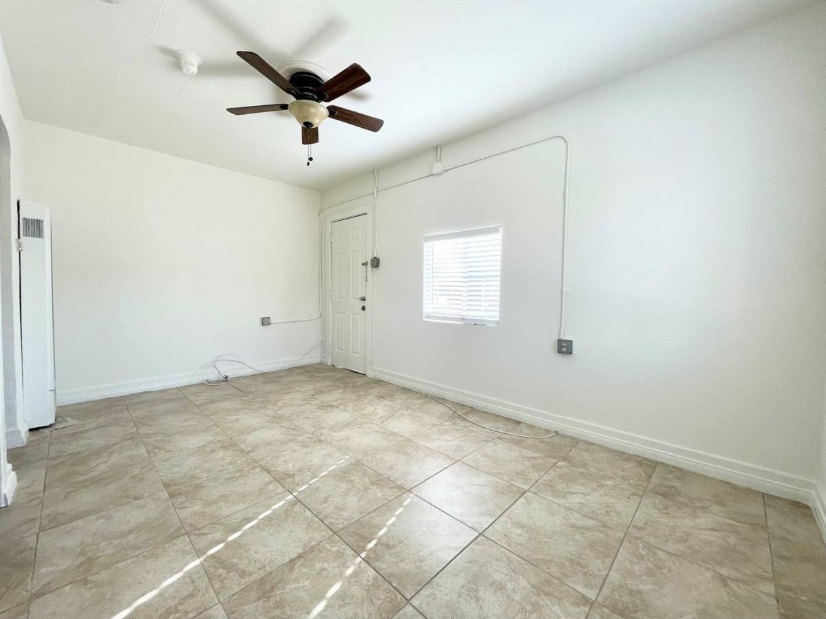 Apartment for rent at 400 Civic Center Dr, Oceanside, CA 92054