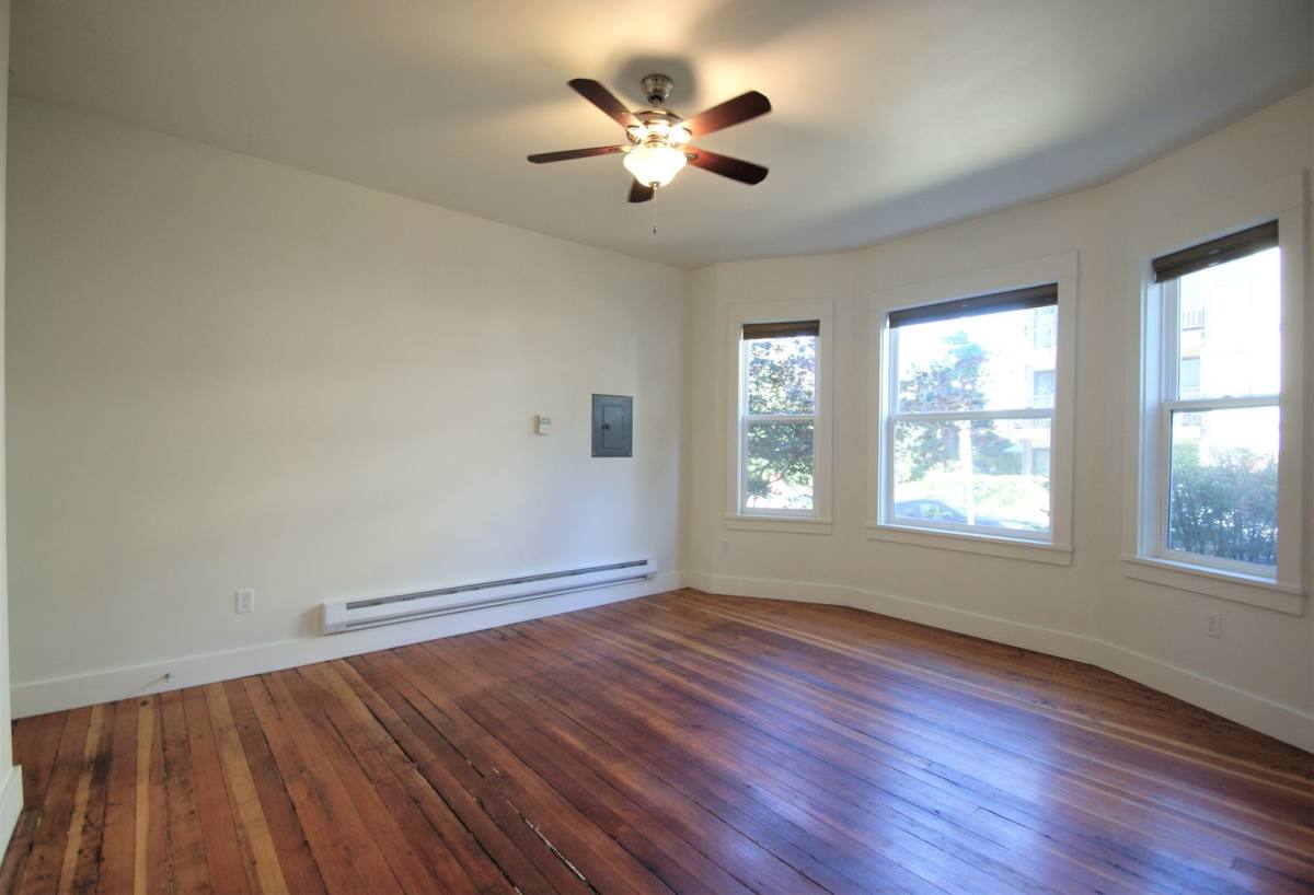 Apartment for rent at 2046 Franklin Ave E, Seattle, WA 98102