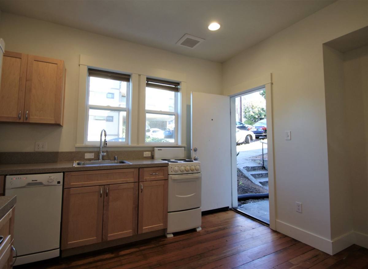 Apartment for rent at 2046 Franklin Ave E, Seattle, WA 98102