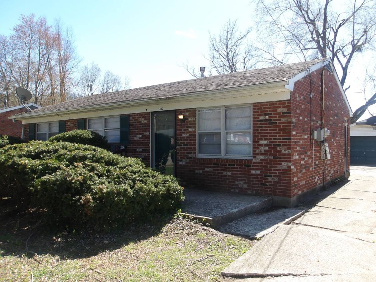 House for rent at 5402 Logwood Ave, Louisville, KY 40272