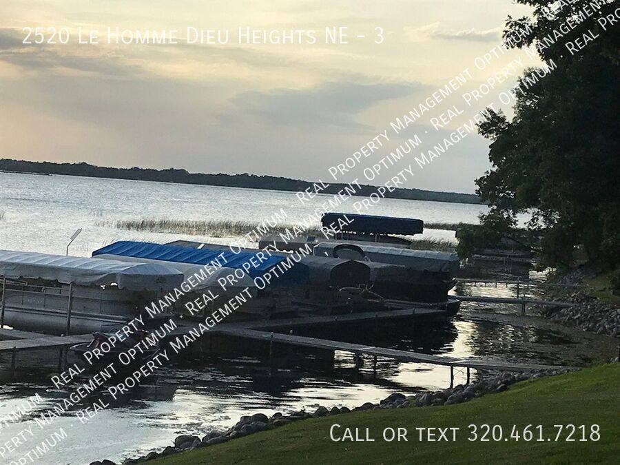 Townhouse for rent at 2520 Le Homme Dieu Heights NE #3, Alexandria, MN 56308