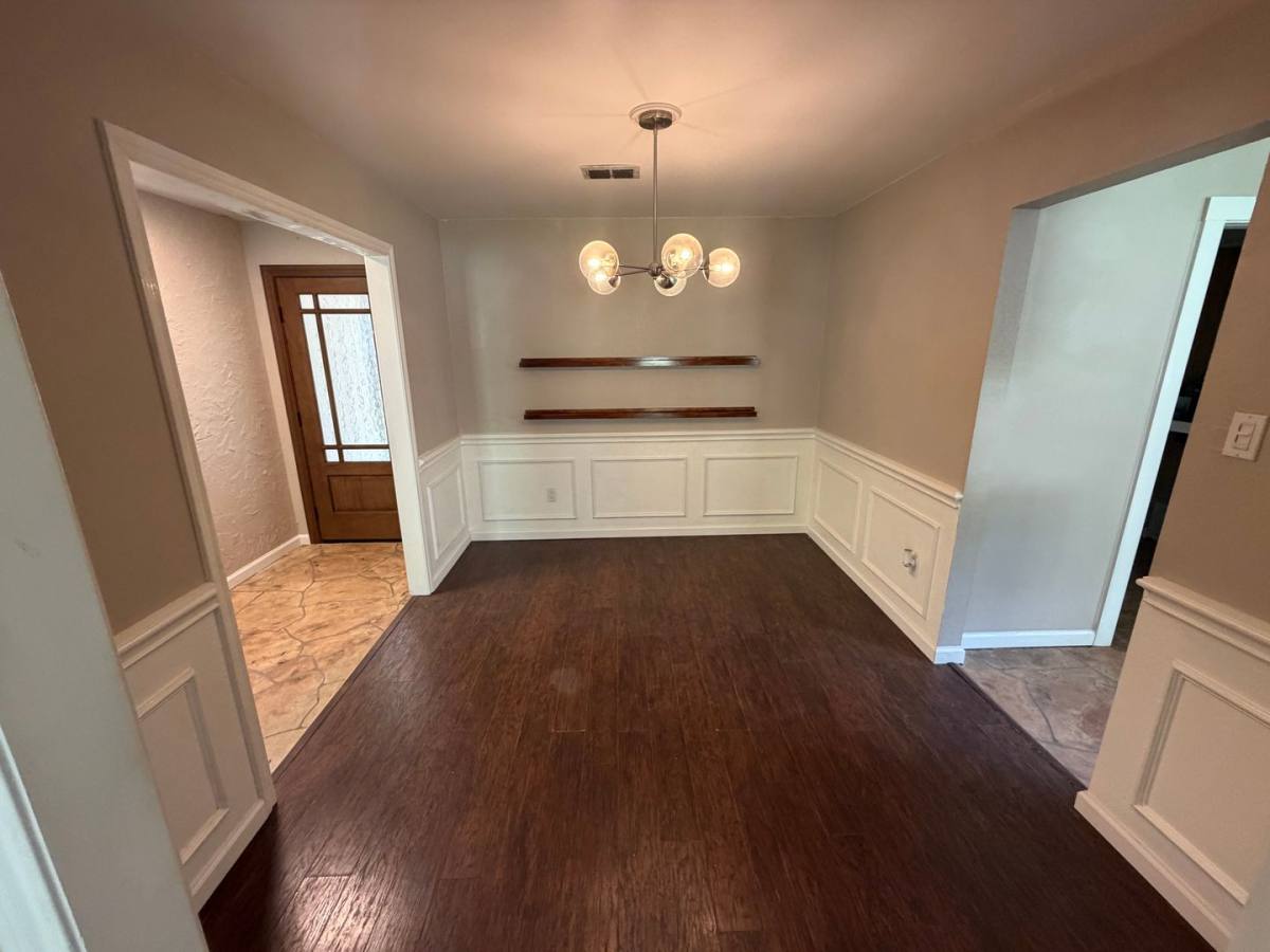 House for rent at 2132 Turf Club Dr, Arlington, TX 76017