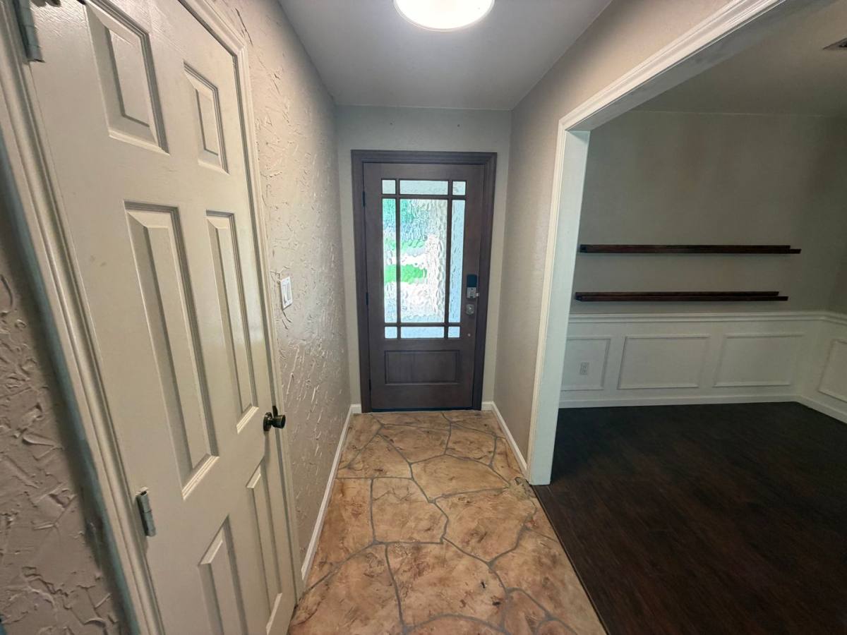 House for rent at 2132 Turf Club Dr, Arlington, TX 76017