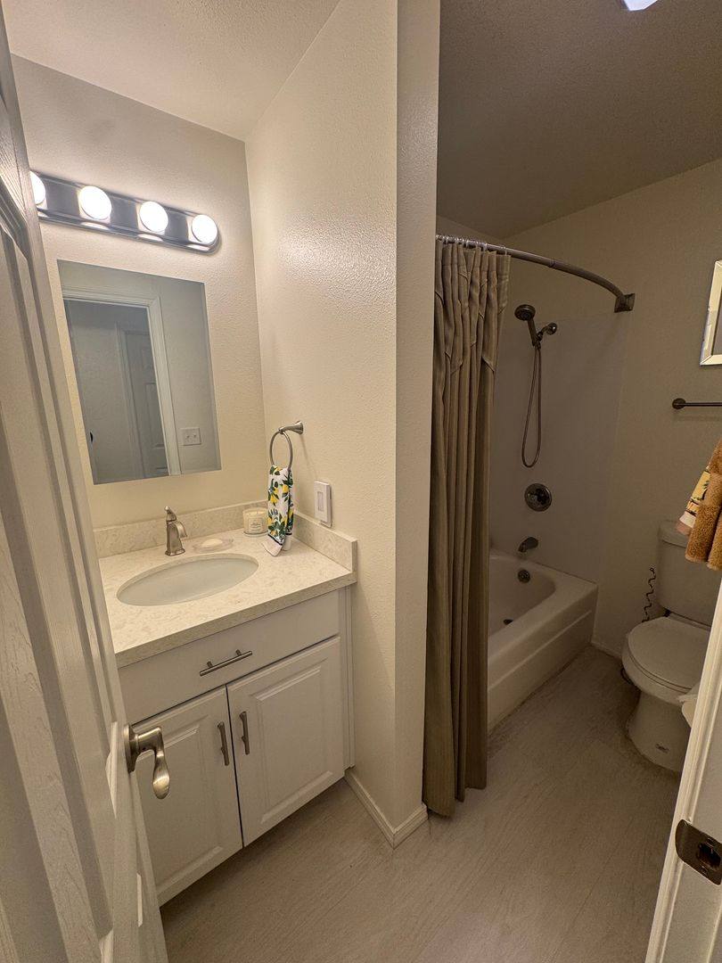 Condo for rent at 9030 Seward Park Ave S, Seattle, WA 98118
