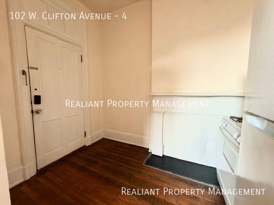 Apartment for rent at 102 W Clifton Ave #4, Cincinnati, OH 45202