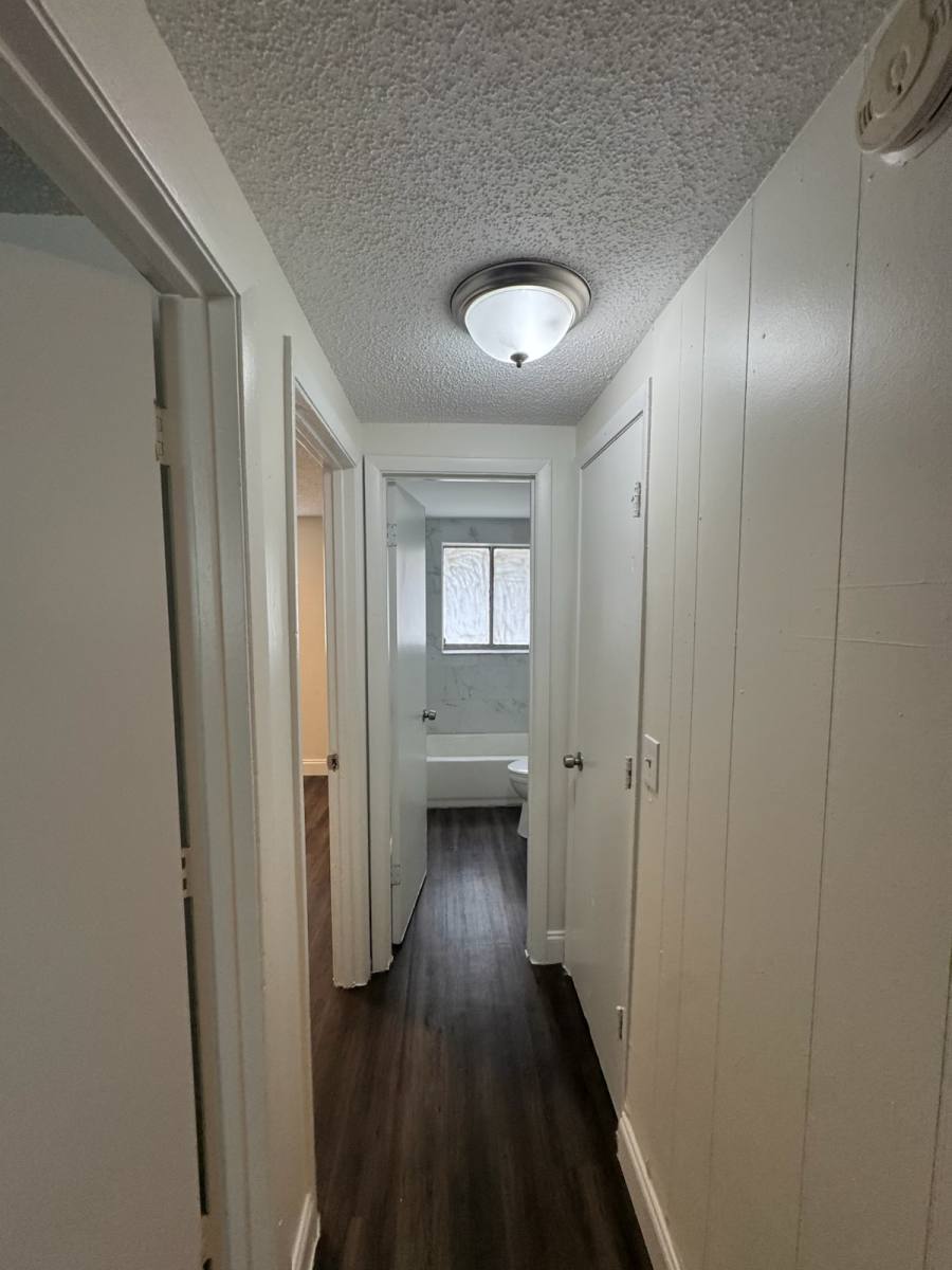 Apartment for rent at 919 34th Ave W #B, Bradenton, FL 34205