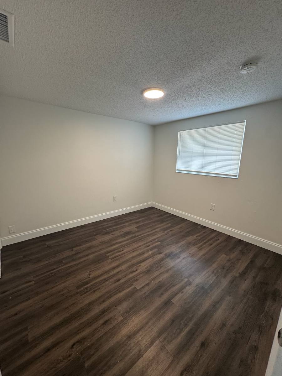 Apartment for rent at 919 34th Ave W #B, Bradenton, FL 34205