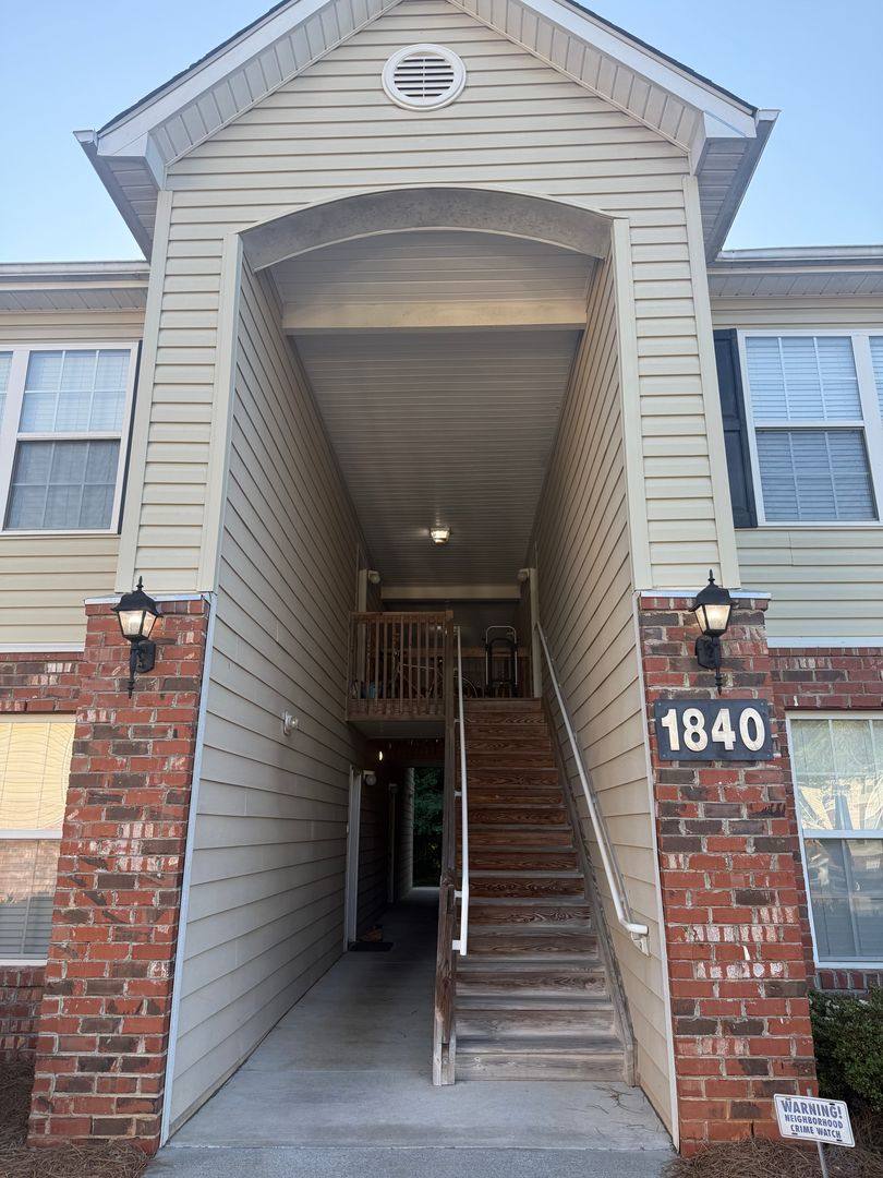 Condo for rent at 1840 Crest Hollow Dr, Winston Salem, NC 27127