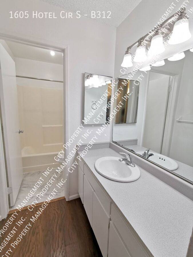 House for rent at 1605 Hotel Circle S #B312, San Diego, CA 92108