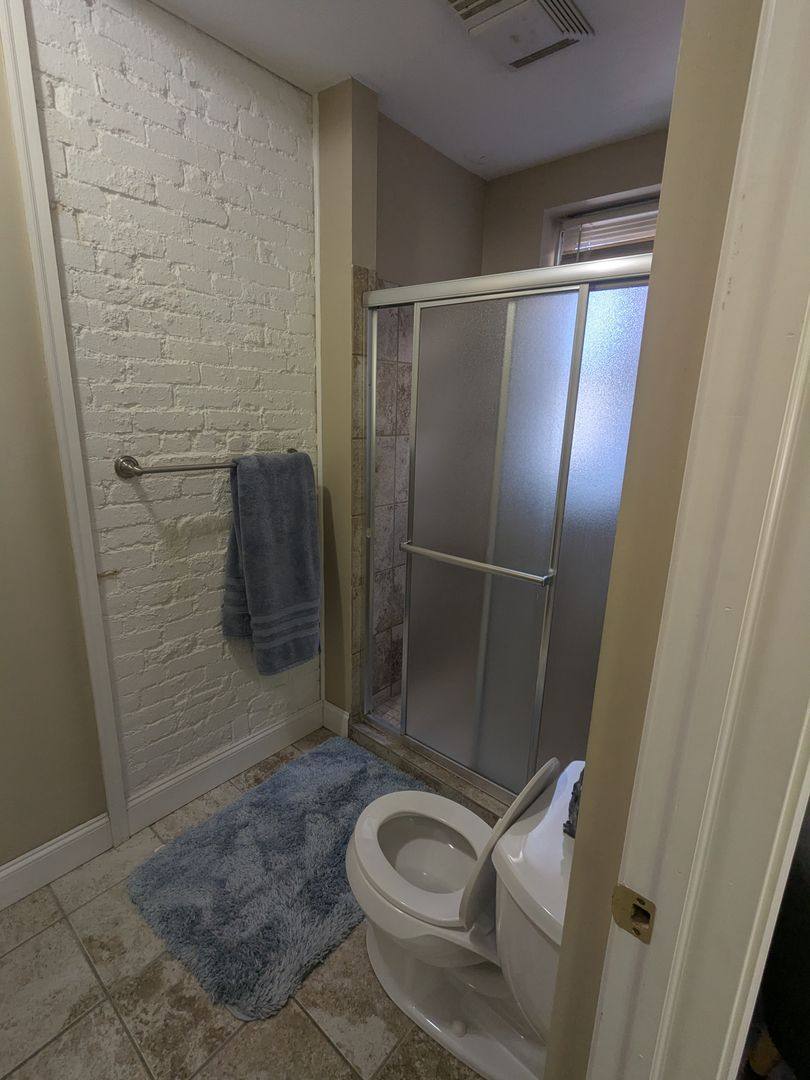 Apartment for rent at 1201 Wolfrum St, Pittsburgh, PA 15212