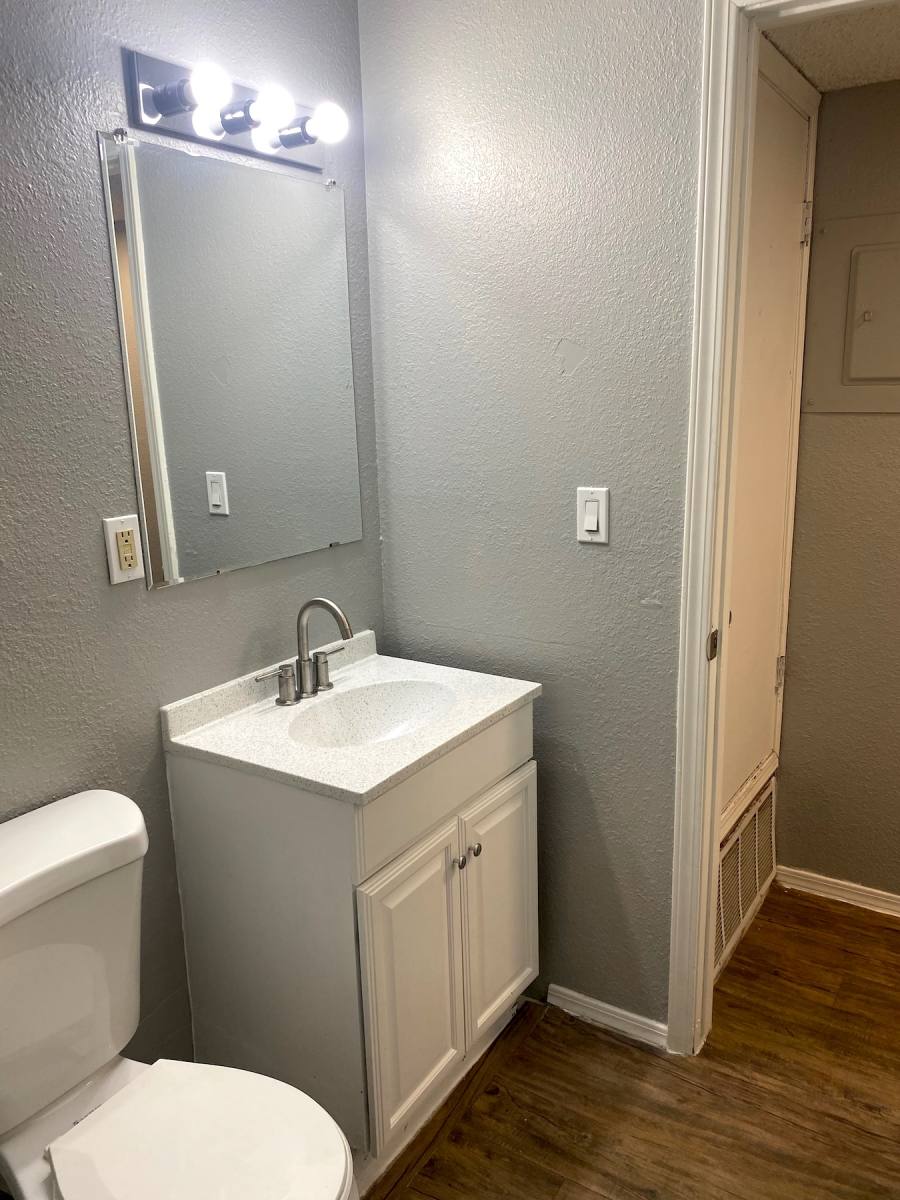 Apartment for rent at 1335 Ortiz Dr SE #13, Albuquerque, NM 87108