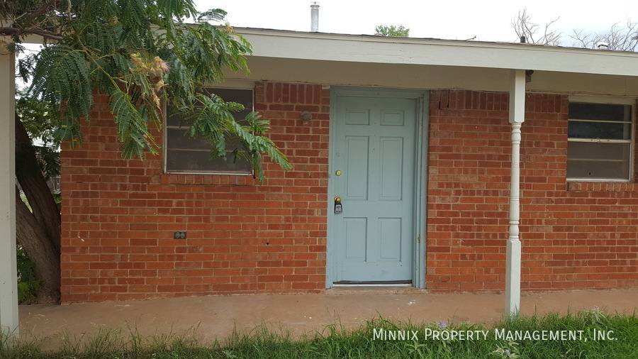 Apartment for rent at 701 W 4th St, Idalou, TX 79329