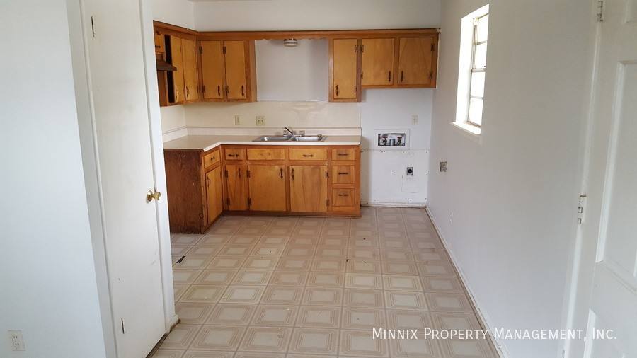 Apartment for rent at 701 W 4th St, Idalou, TX 79329