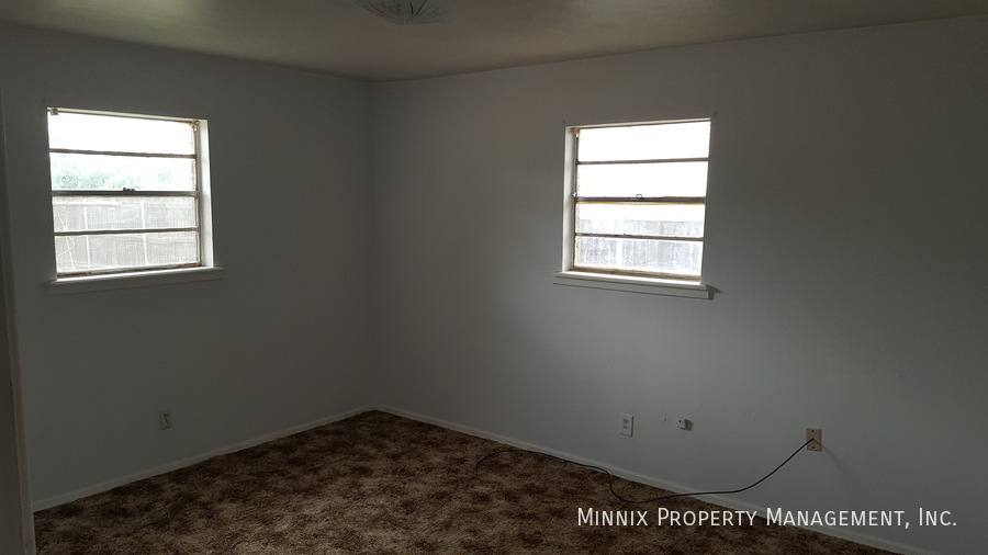 Apartment for rent at 701 W 4th St, Idalou, TX 79329