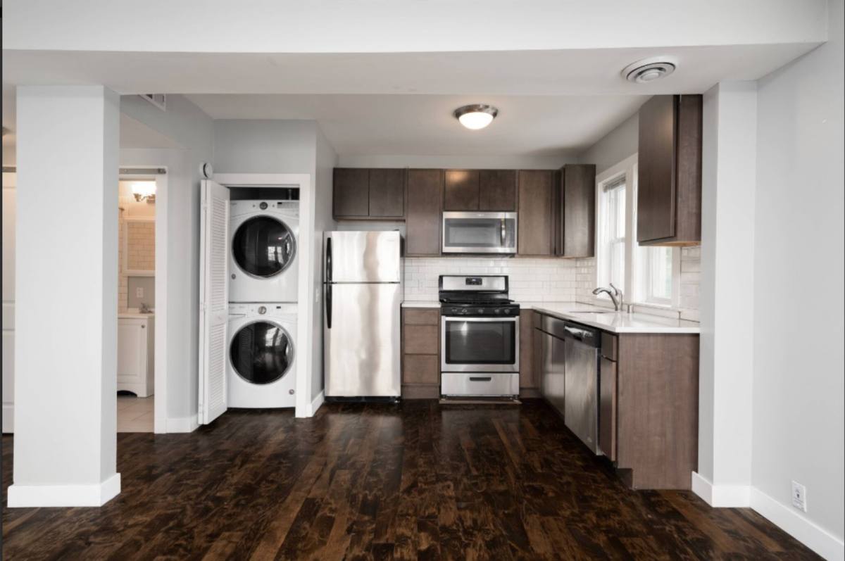 Apartment for rent at 1200 W Franklin Ave, Minneapolis, MN 55405