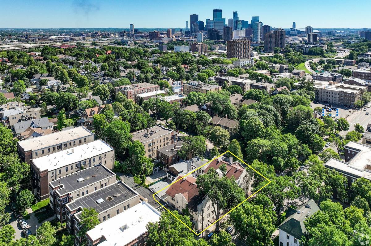 Apartment for rent at 1200 W Franklin Ave, Minneapolis, MN 55405