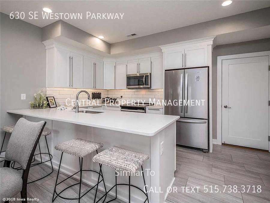 Townhouse for rent at 630 SE Westown Parkway, Waukee, IA 50263