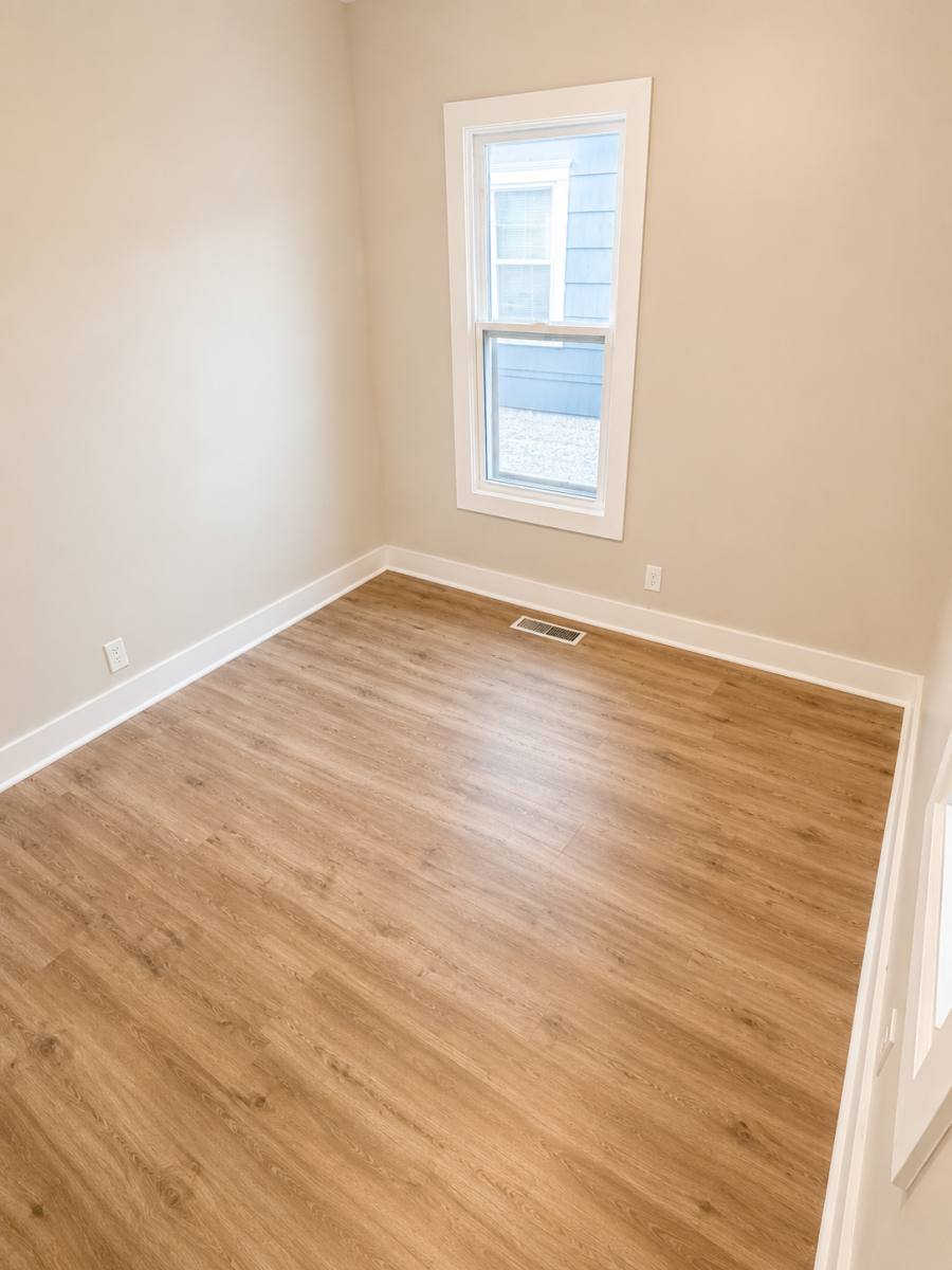 House for rent at 268 21st St NW, Barberton, OH 44203