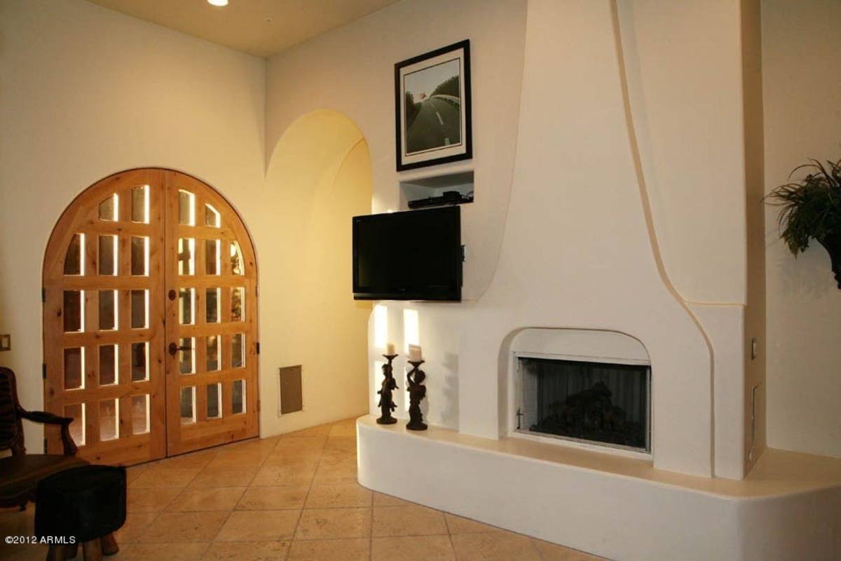 House for rent at 14022 N 83rd St, Scottsdale, AZ 85260