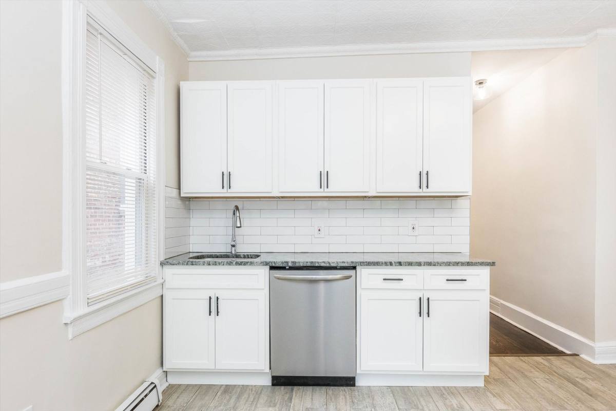 Apartment for rent at 105 Pine St, Montclair, NJ 07042