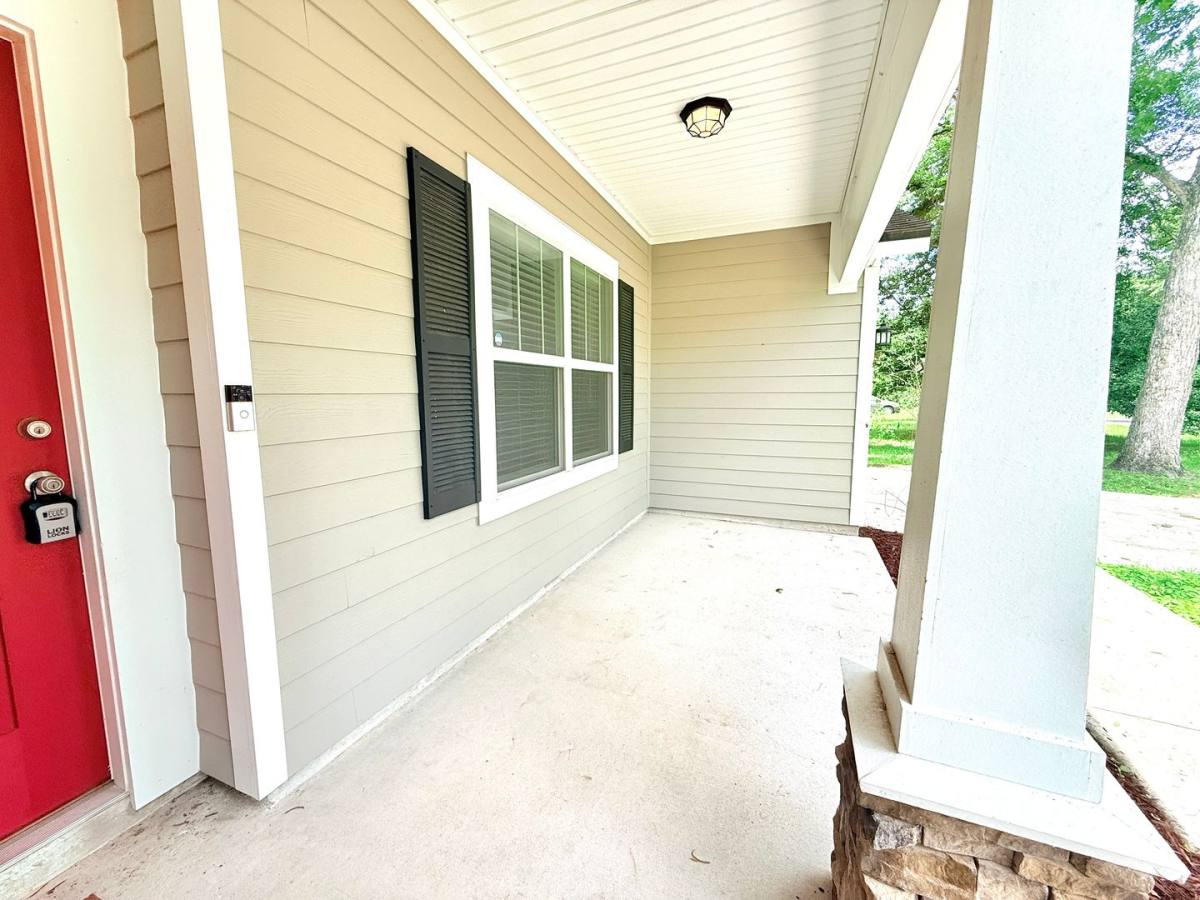 House for rent at 6822 McMullin St, Jacksonville, FL 32210