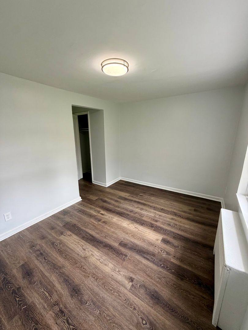 Apartment for rent at 10-46 Ellington St, East Orange, NJ 07017