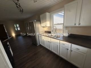 House for rent at 217 E 14th St N, Newton, IA 50208